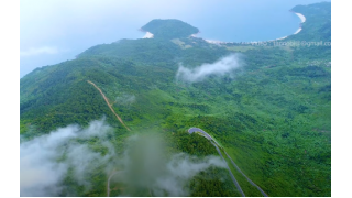 Đèo Hải Vân mây giăng trên đỉnh ngất ngây vẻ đẹp "tiên cảnh"
